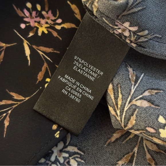 RW&CO. Black Floral Blouse with Ruffle Sleeves S - Picture 6 of 9